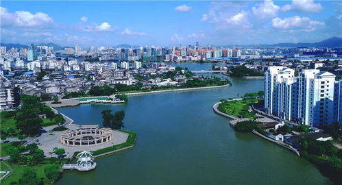 溫州昔日高端商業(yè)體，如今淪為流浪者“豪宅”